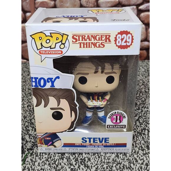 Funko POP Stranger Things Scoops Ahoy Steve Baskin Robbins Exclusive #829 - Picture 1 of 6